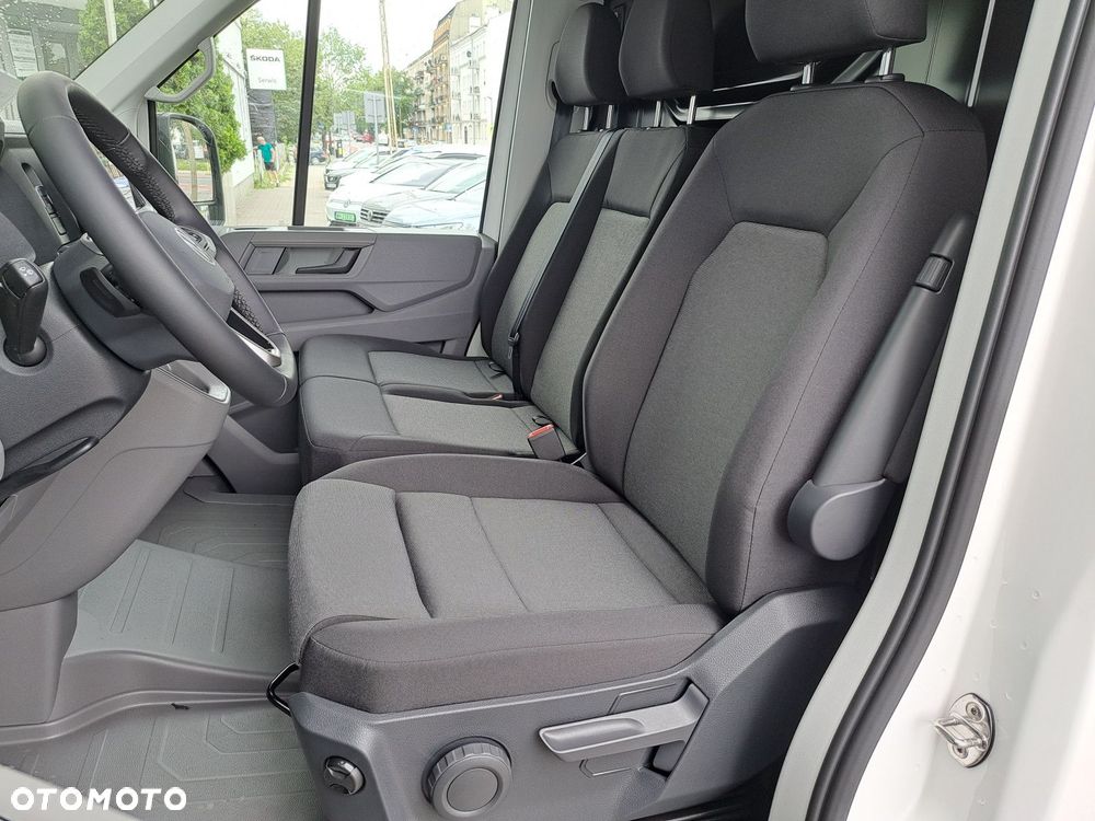Volkswagen Crafter - 12
