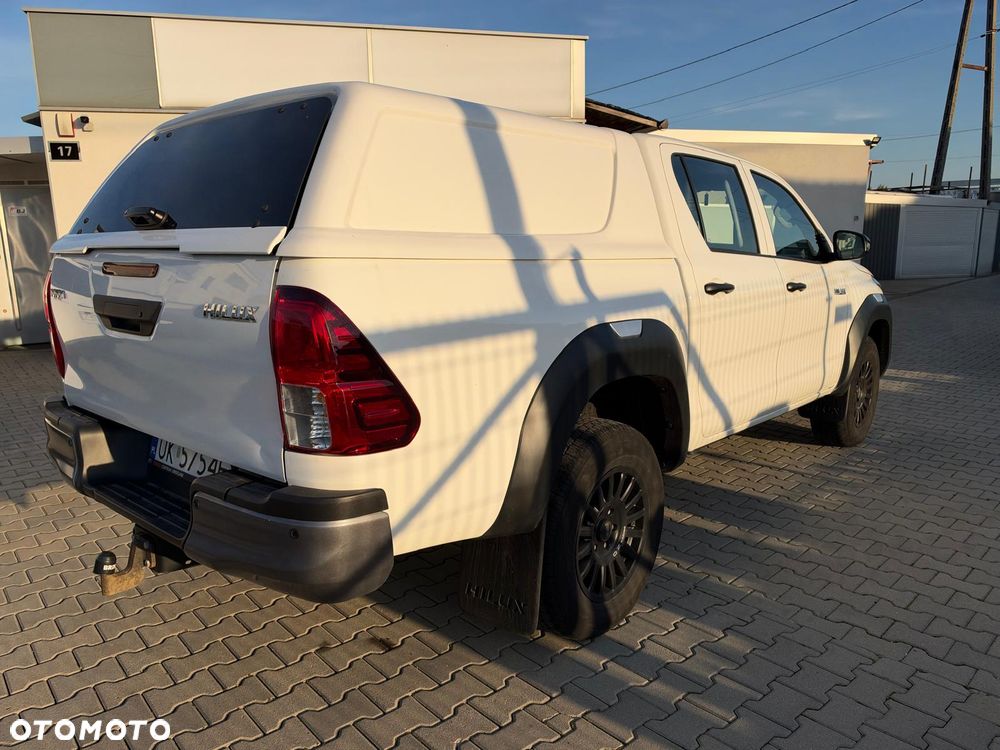 Toyota Hilux 2.4 D-4D Double Cab DLX 4x4 - 17
