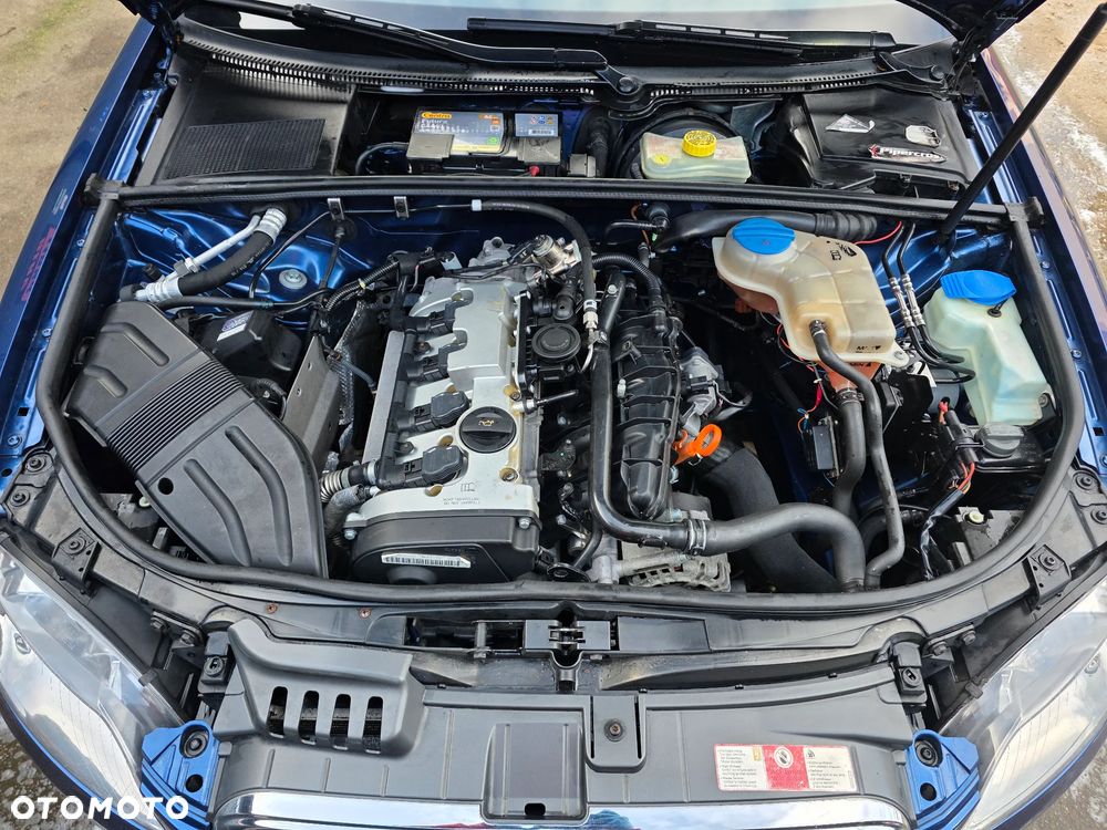 Audi A4 Limousine 2.0T FSI Quattro - 8