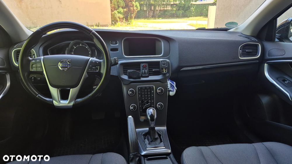 Volvo V40 Cross Country D4 Drive-E Momentum - 10