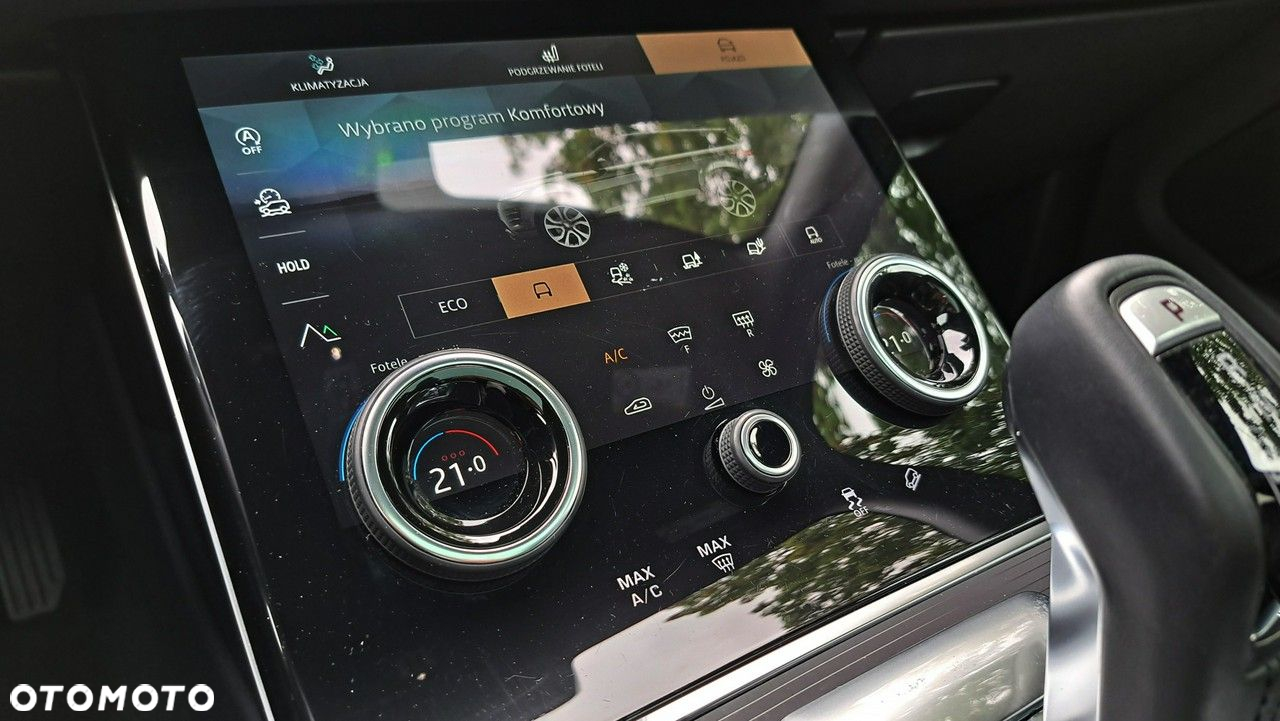Land Rover Range Rover Evoque - 32
