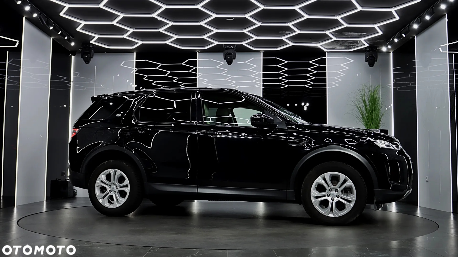 Land Rover Discovery Sport TD4 Dynamic - 11