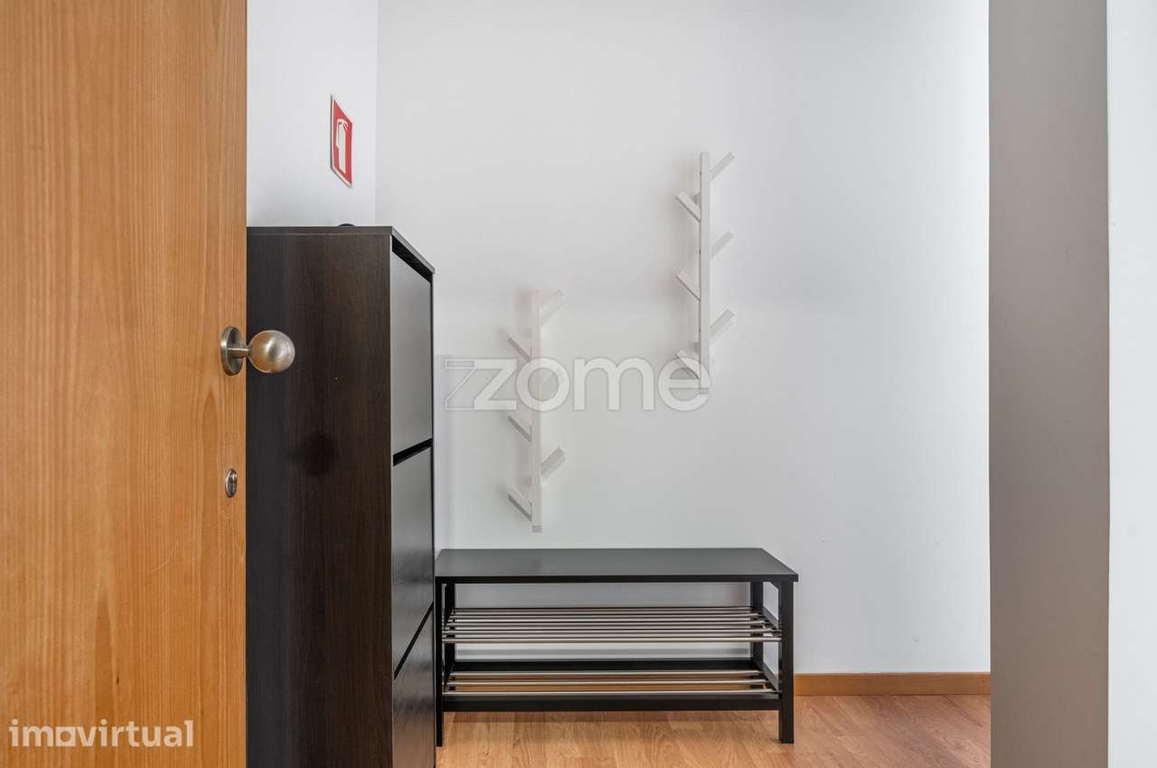 Apartamento T2, orientado a sul e poente, Rua da Constituição, Porto - Grande imagem: 3/38