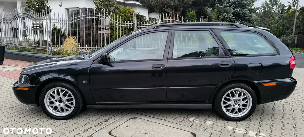 Volvo V40 2.0 '75' Elegance - 40