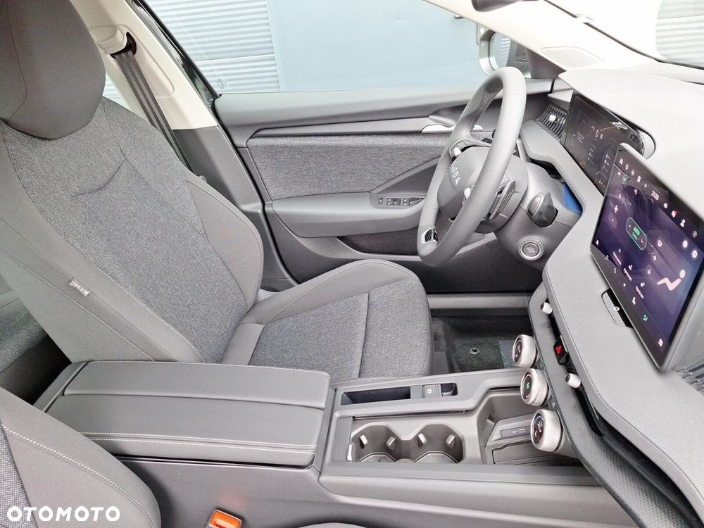 Skoda Superb 1.5 TSI mHEV Essence DSG - 28