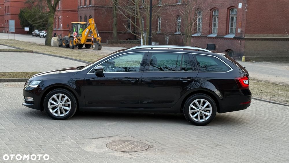 Skoda Octavia 2.0 TDI Style DSG - 13