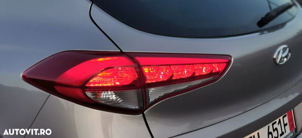 Hyundai Tucson 2.0 CRDI 4WD Automatik Premium - 21