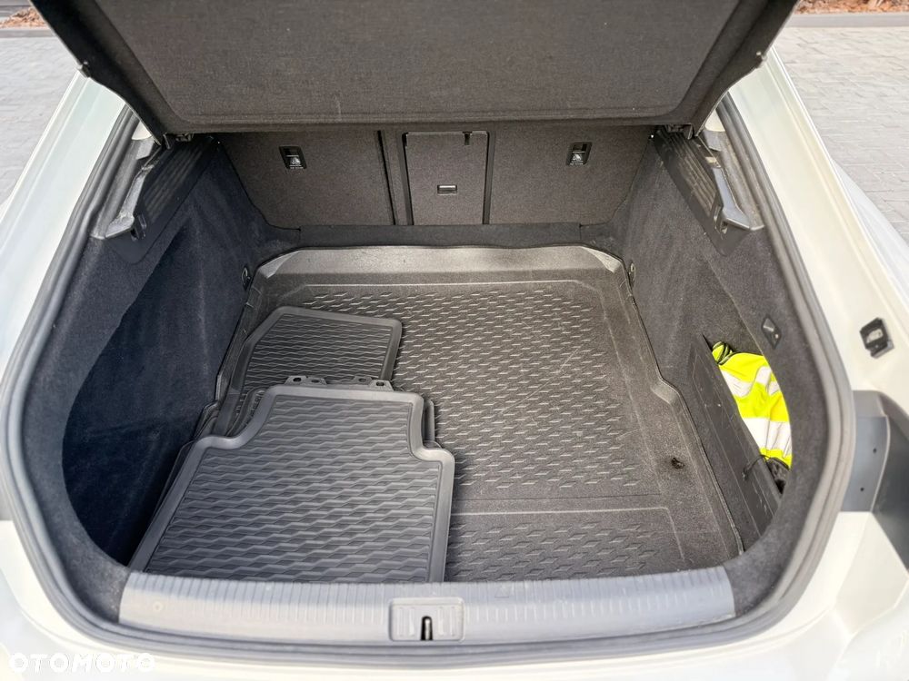 Volkswagen Arteon 2.0 TDI 4Motion SCR Elegance DSG - 18