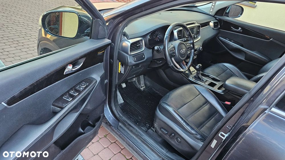 Kia Sorento - 28