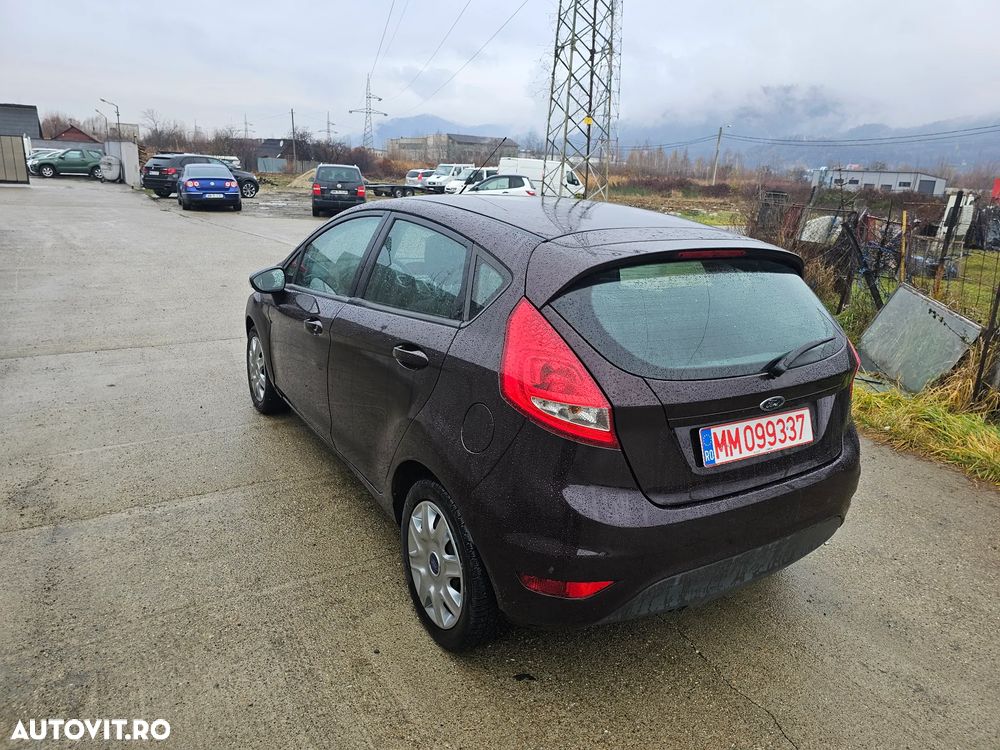 Ford Fiesta - 4