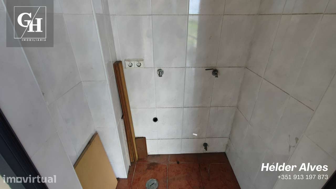Apartamento T2 em Calendário com garagem fechada - Grande imagem: 5/35