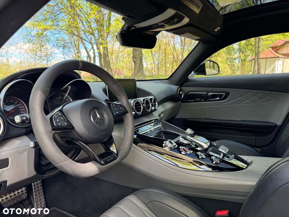 Mercedes-Benz AMG GT C - 23