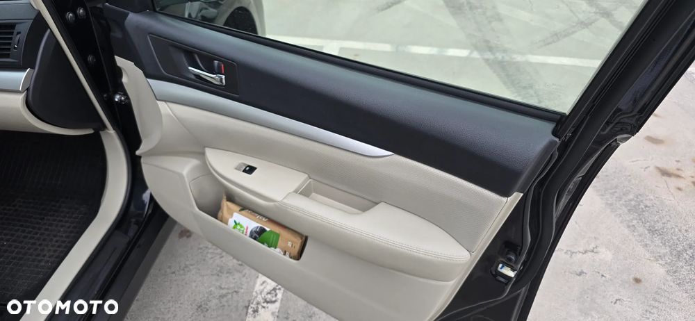 Subaru Outback 2.0D Comfort Lineartronic - 10