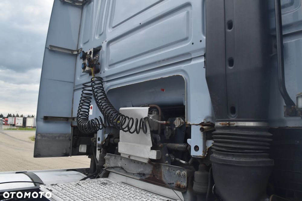 DAF XF 105.460 - 14
