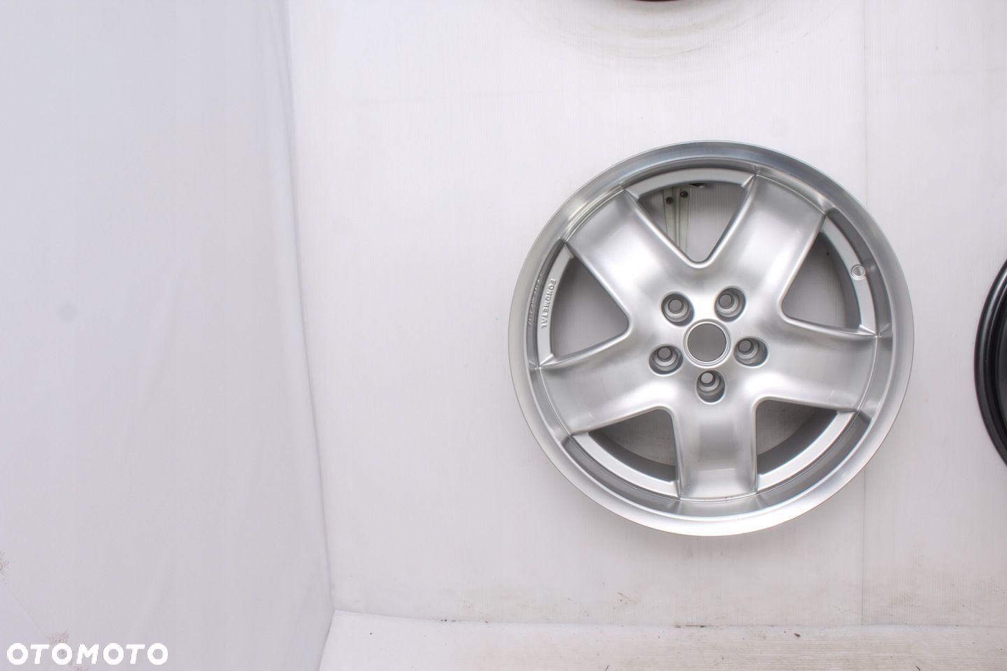 FELGA ALUMINIOWA NOWA DEMO FONDMETAL 5X110 18 ET38 - 1