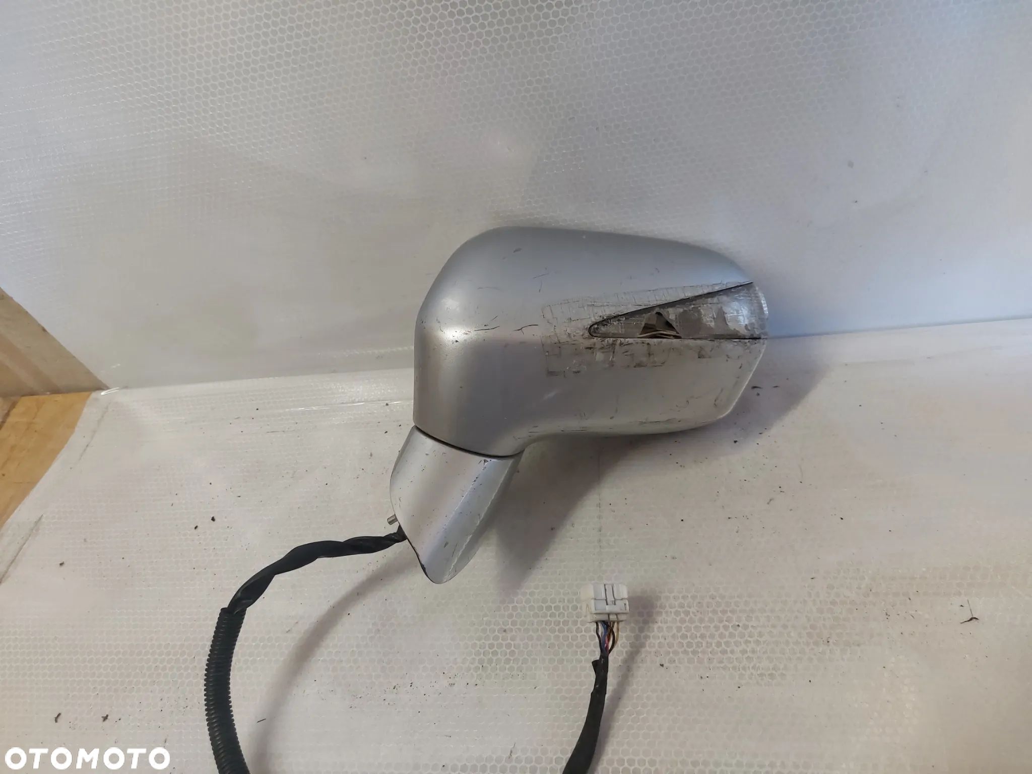 - LUSTERKO ELEKTRYCZNE LEWE HONDA CIVIC VIII 8 SEDAN NH700M SREBRNY 9PIN - 1