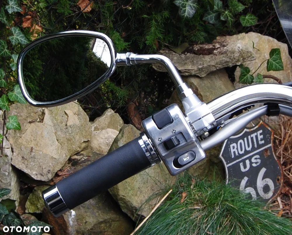 Yamaha Road Star - 17