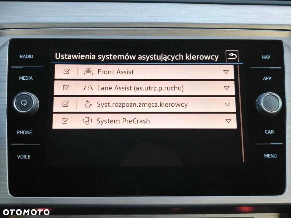 Volkswagen Passat Variant 1.5 TSI EVO Essence - 29