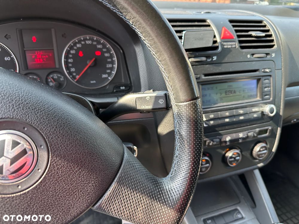 Volkswagen Jetta - 10