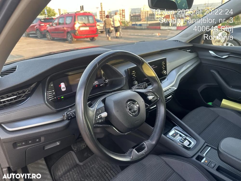 Skoda Octavia 2.0 TDI DSG Ambition - 12