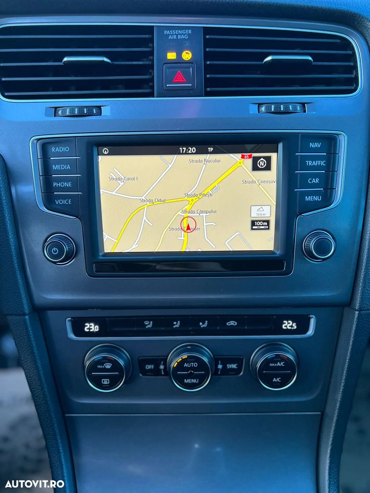 Volkswagen Golf 1.6 TDI (BlueMotion Technology) Comfortline - 21