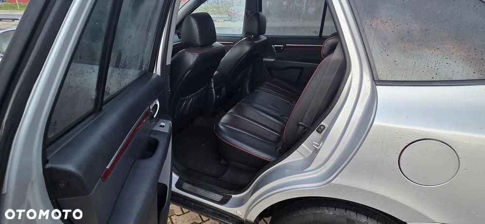 Hyundai Santa Fe - 9