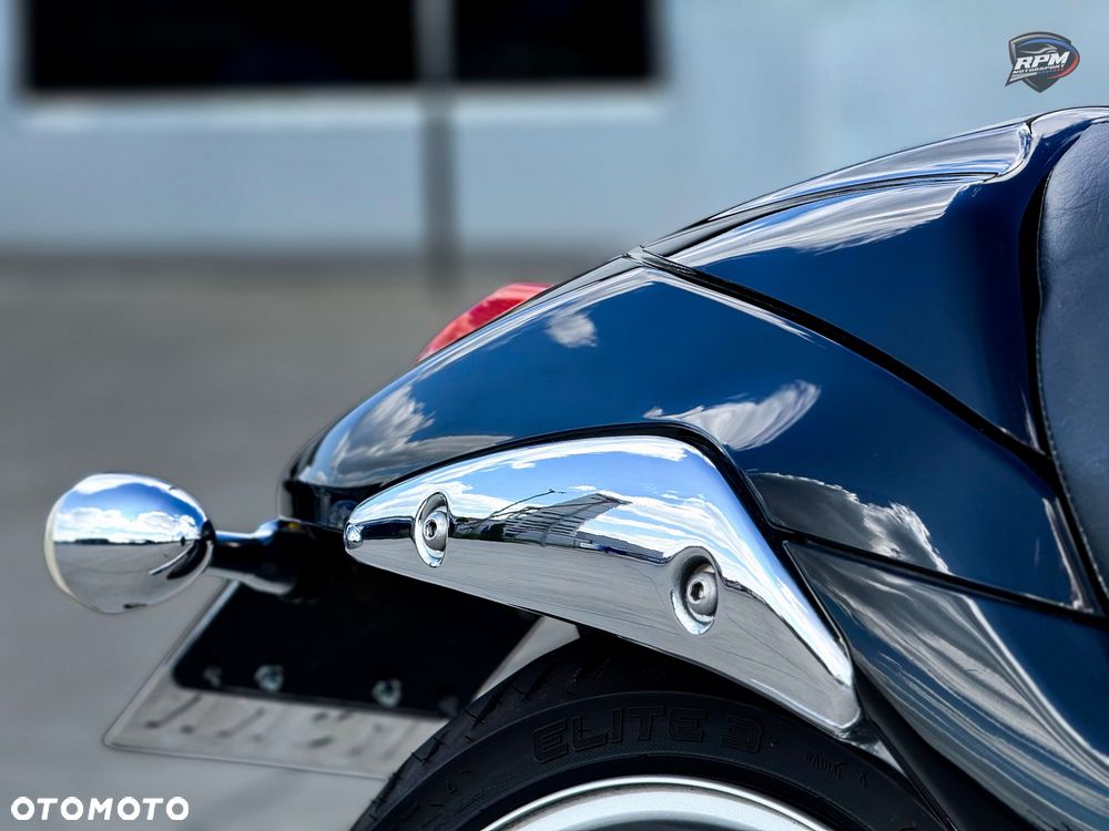 Suzuki Boulevard - 30