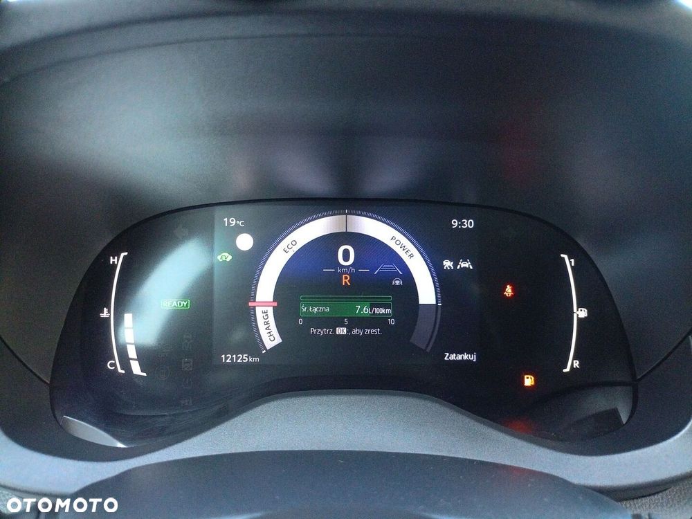 Toyota Yaris Hybrid 1.5 Style - 22