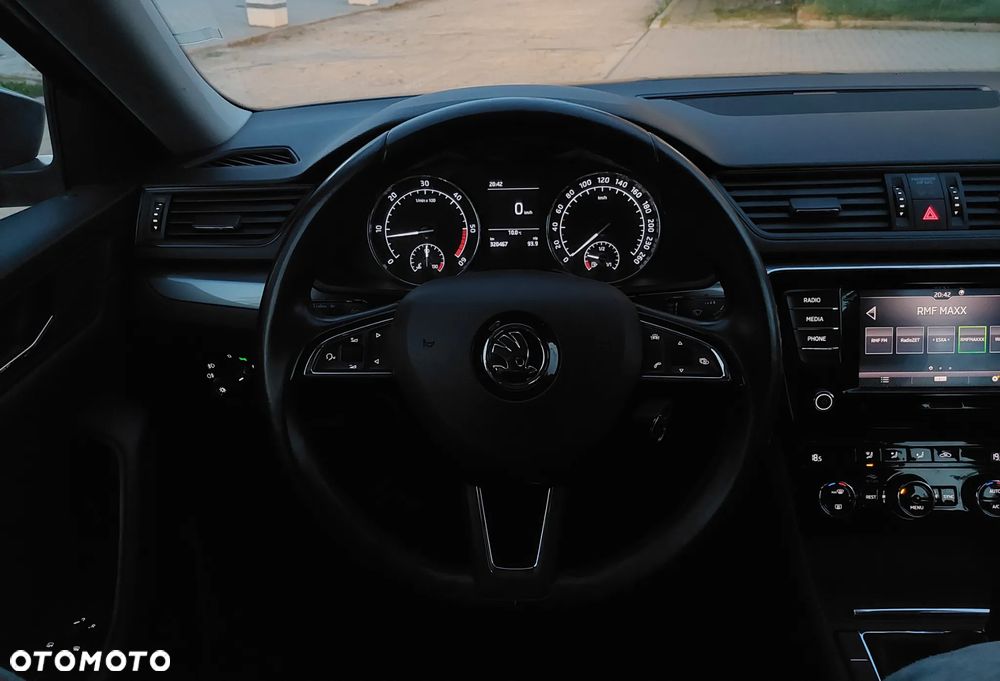 Skoda Superb 1.6 TDI Active - 24