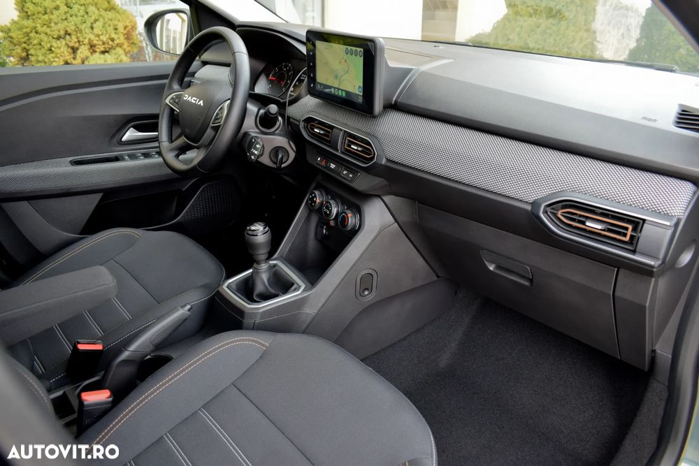 Dacia Sandero Stepway ECO-G 100 MT6 Expression - 30