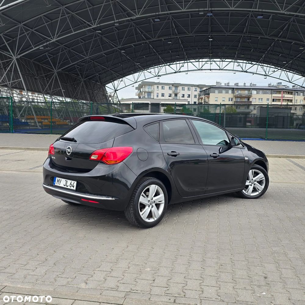 Opel Astra 1.4 Selection - 11