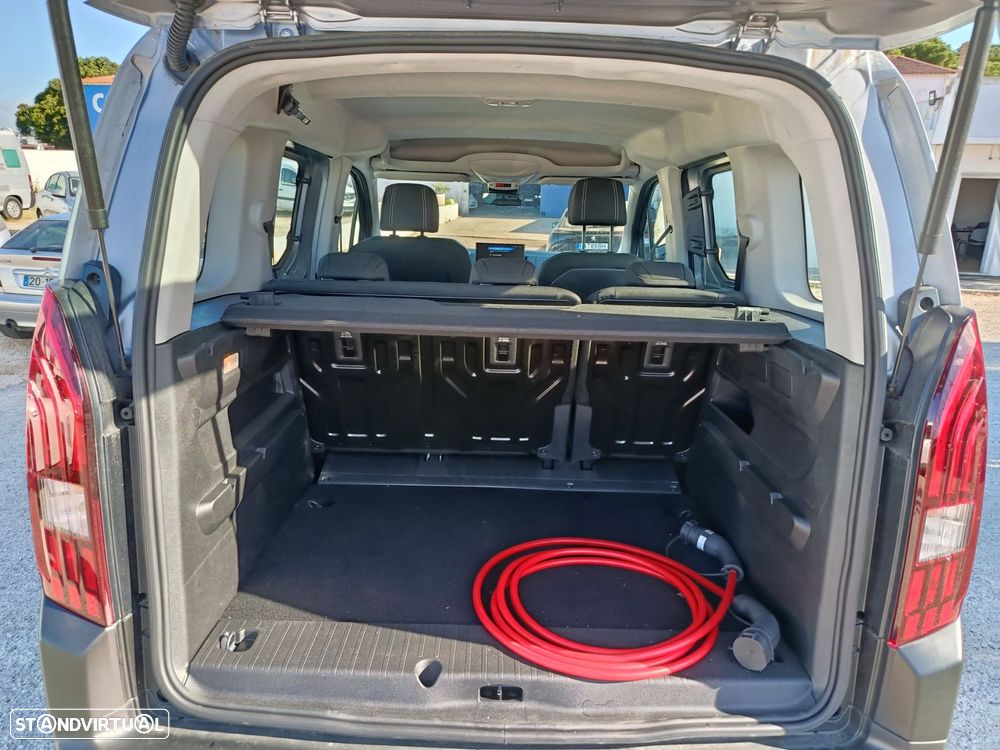 Peugeot e-Rifter 50 kWh Standard Allure - 18