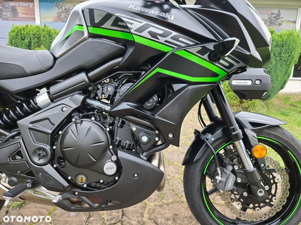 Kawasaki Versys 650 - 24
