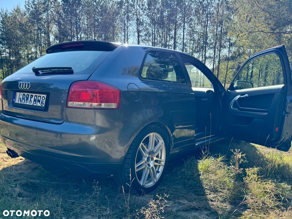 Audi A3 3-drzwiowe 2.0 TDI DPF Ambiente S tronic - 2