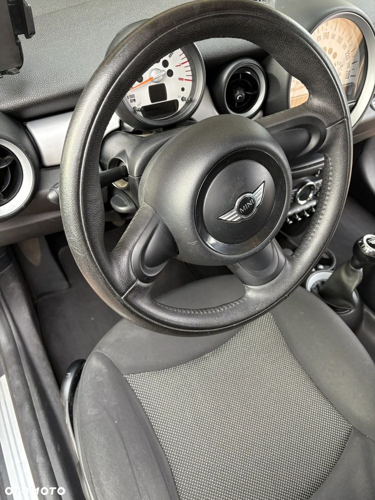 MINI ONE Standard - 9