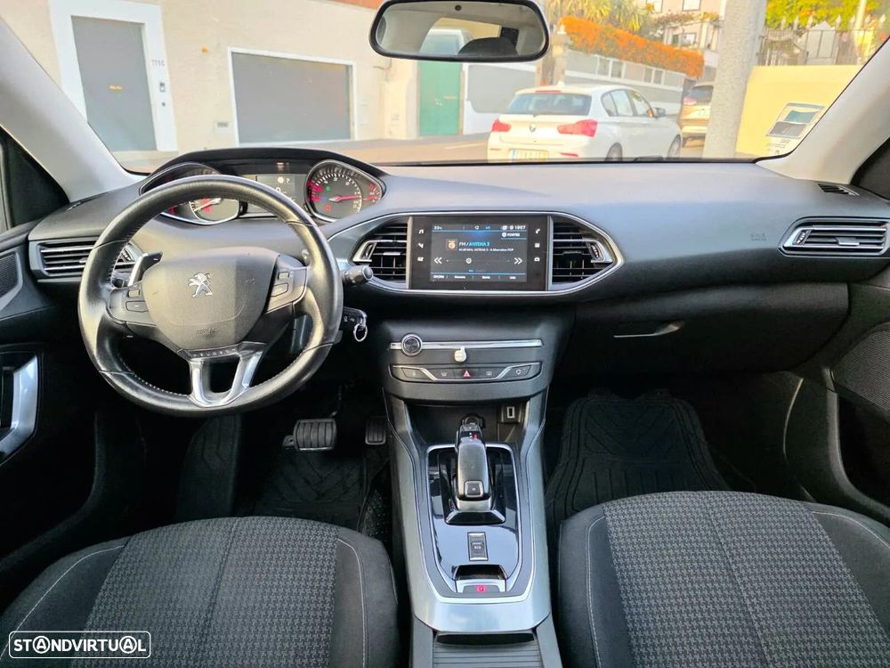 Peugeot 308 1.5 BlueHDi Style EAT8 - 16
