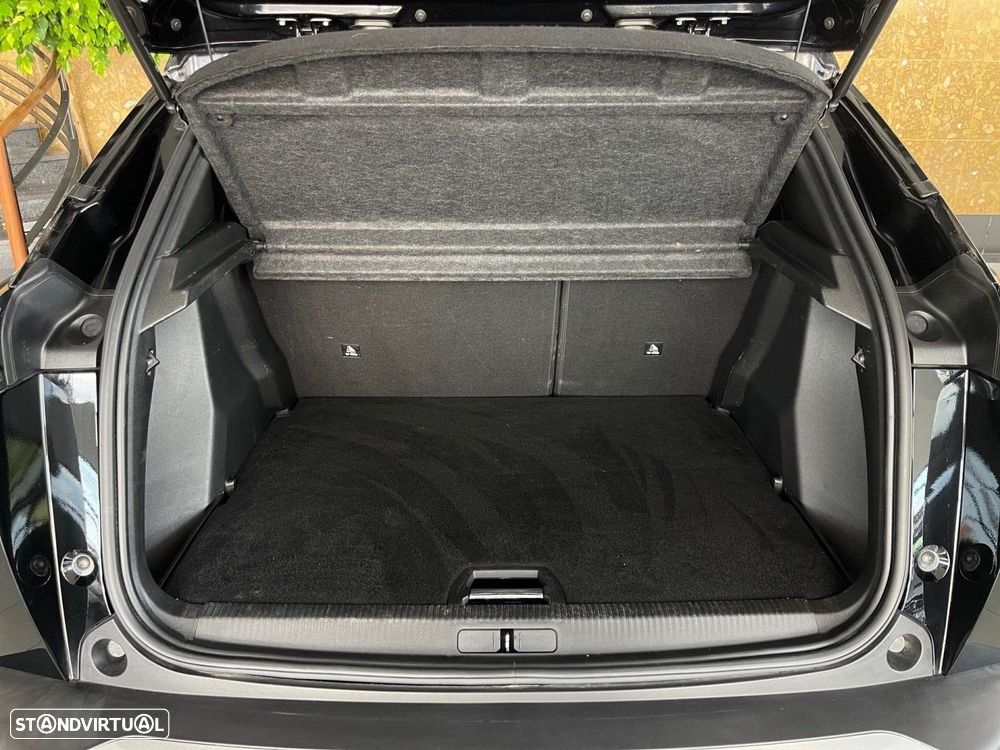 Peugeot e-2008 50 kWh Active - 10