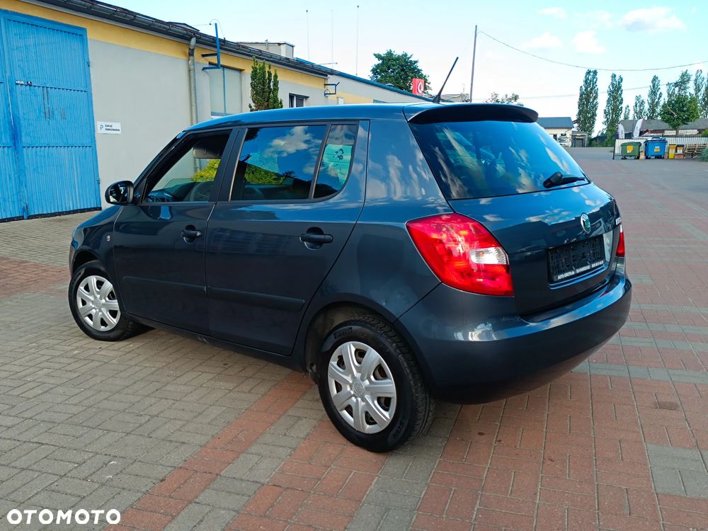 Skoda Fabia 1.2 HTP Ambition - 10