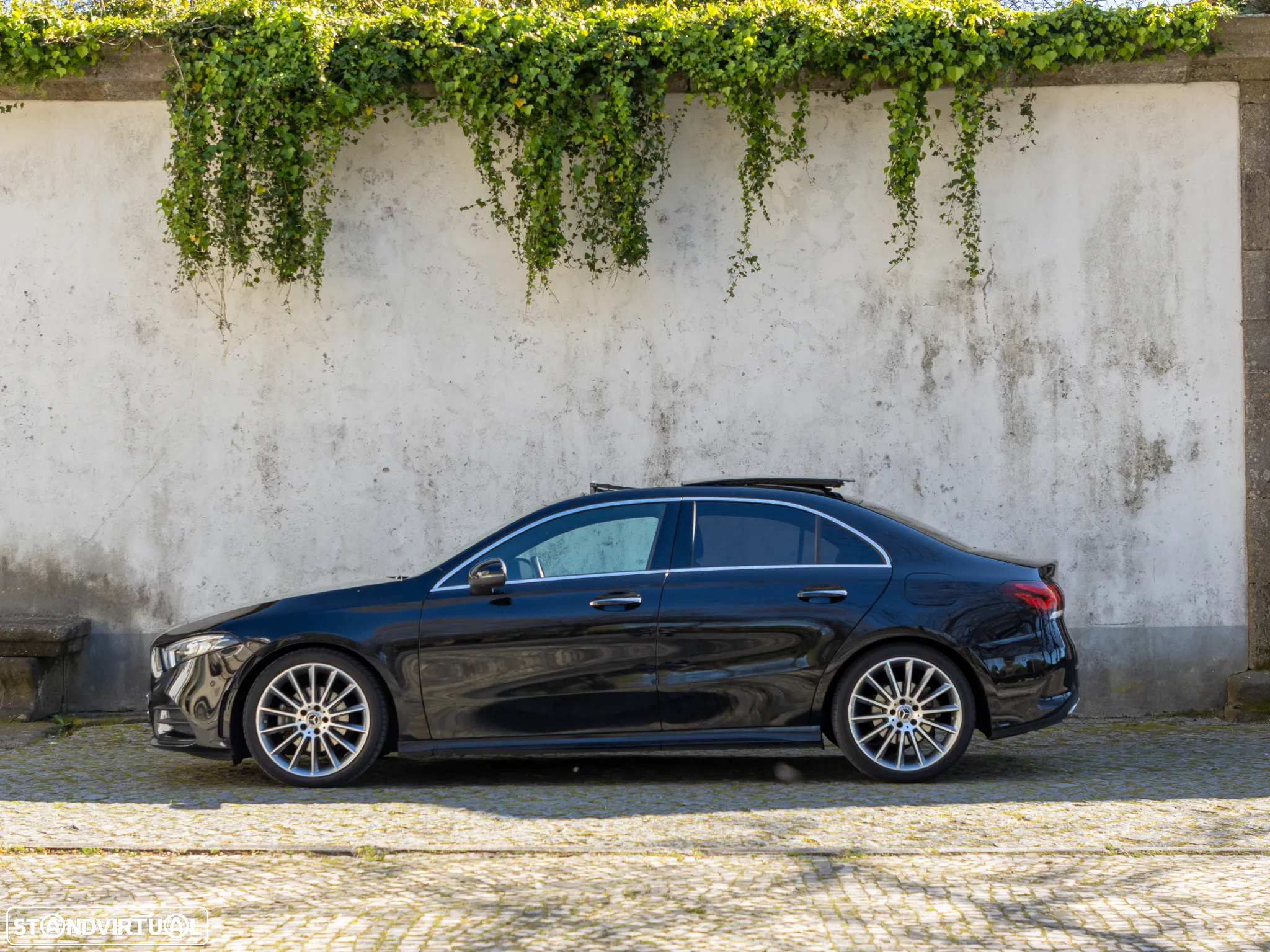 Mercedes-Benz A 200 Limousine AMG Line Aut. - 2