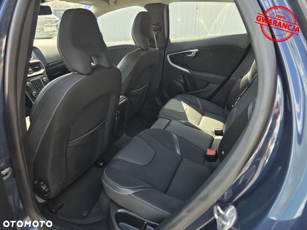 Volvo V40 - 20