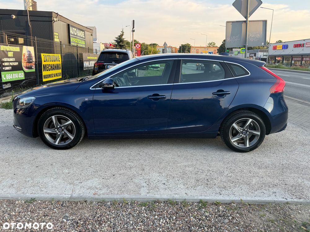 Volvo V40 D2 Ocean Race - 8