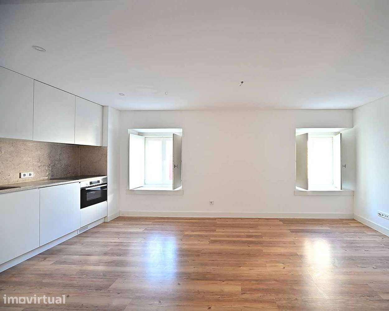 Apartamento T2

2-bedroom apartment - Grande imagem: 4/32