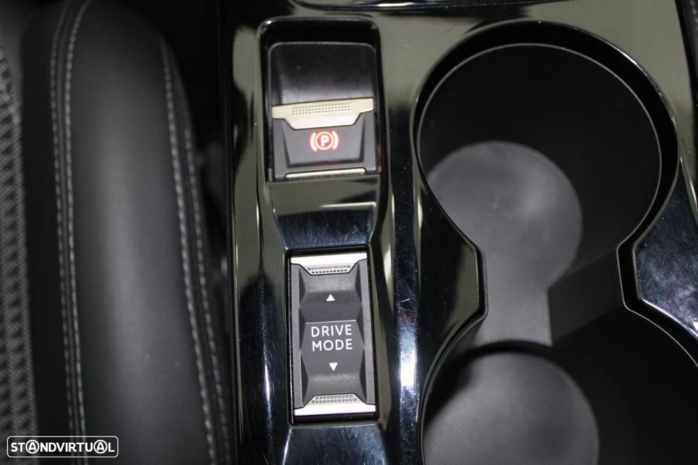 Peugeot e-208 50 kWh GT Line - 22