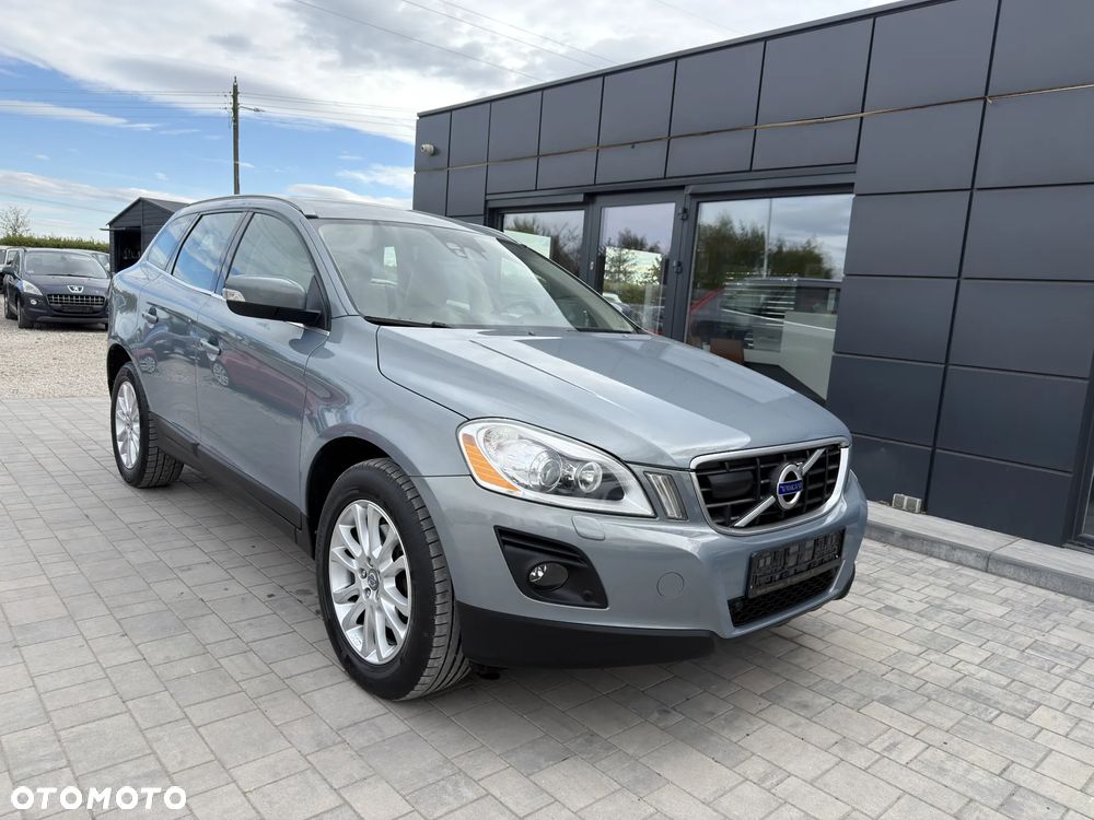 Volvo XC 60 D5 AWD Momentum - 1