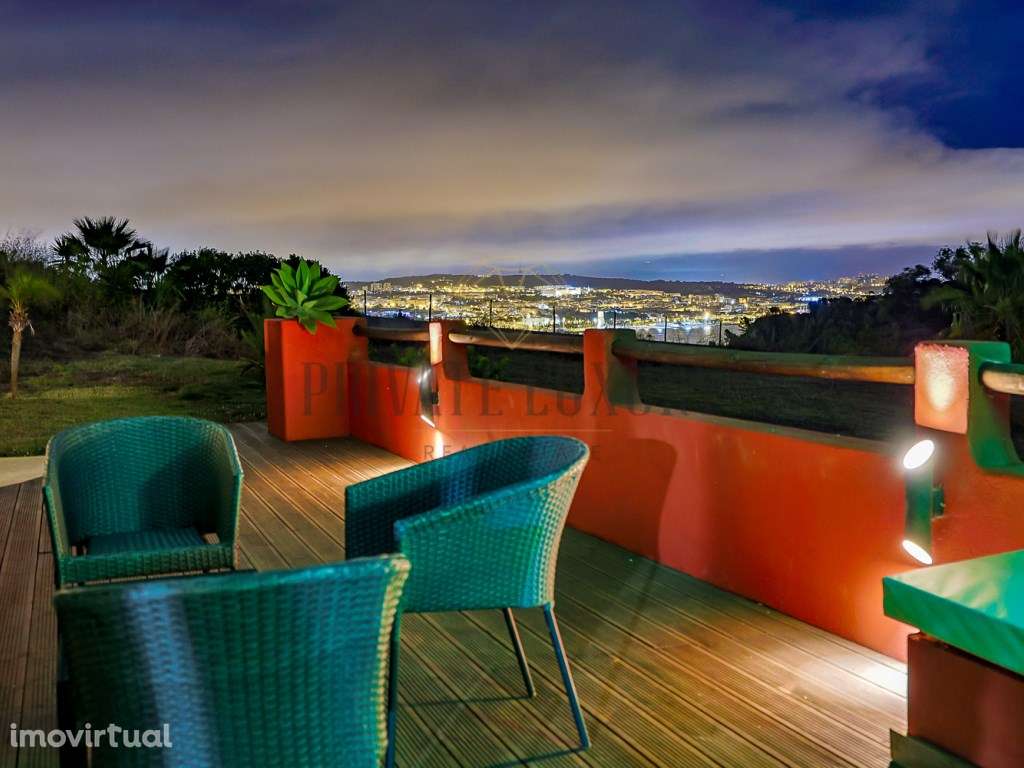 Moradia T5 com vista panorâmica. - Grande imagem: 3/37