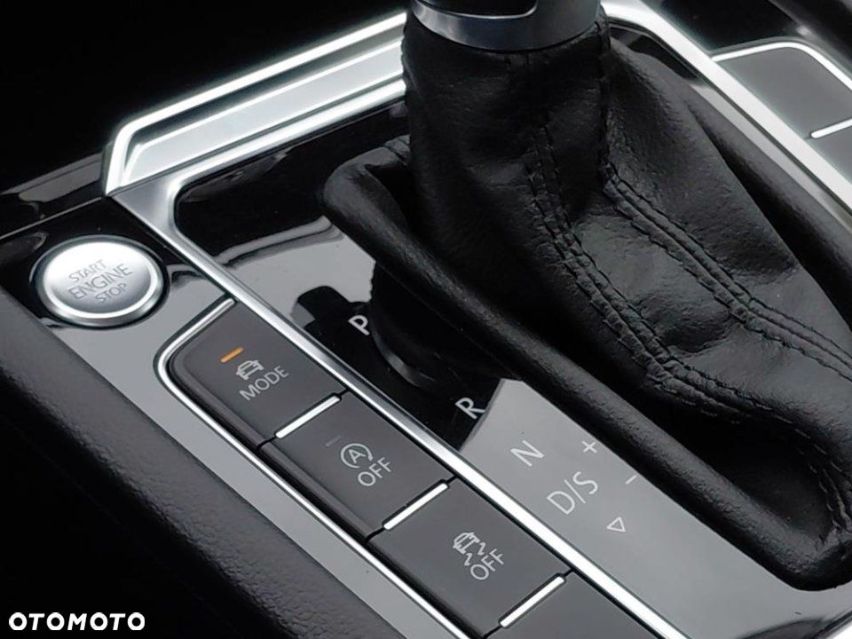 Volkswagen Passat - 31