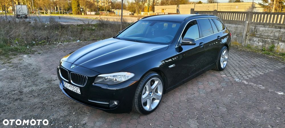 BMW Seria 5 525d Luxury Line - 1