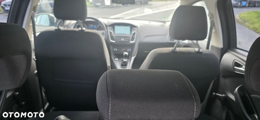 Ford Focus 1.0 EcoBoost Titanium - 11