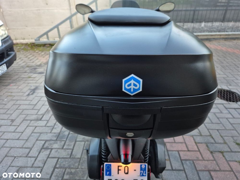 Piaggio MP-3 - 13