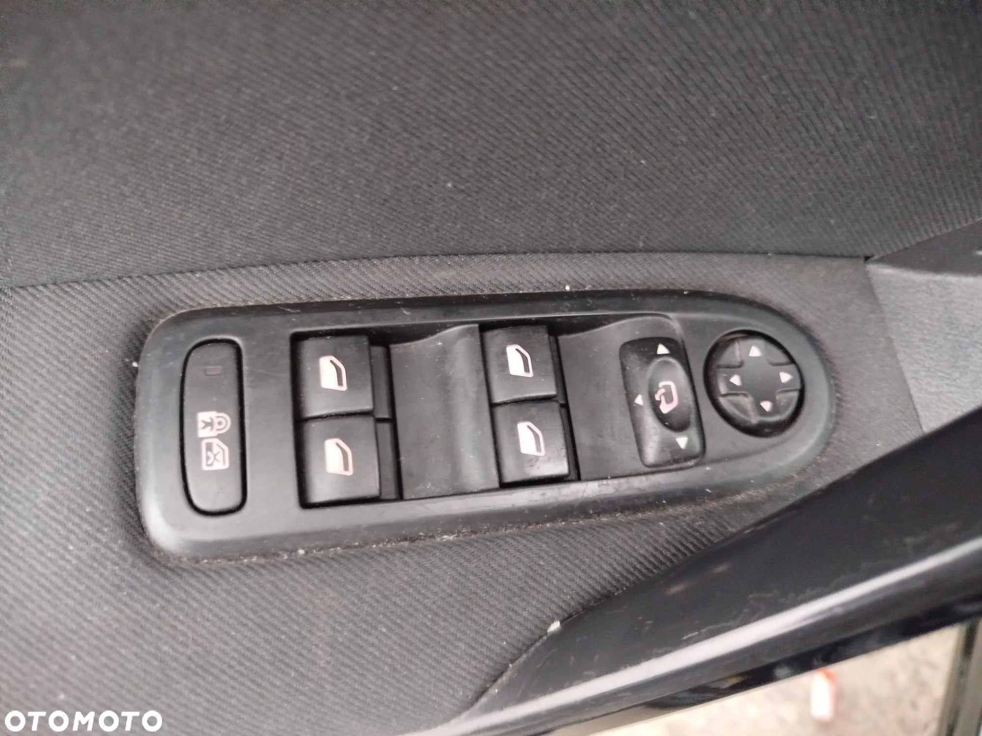 Peugeot 508 1.6 e-HDi Active S&S - 28